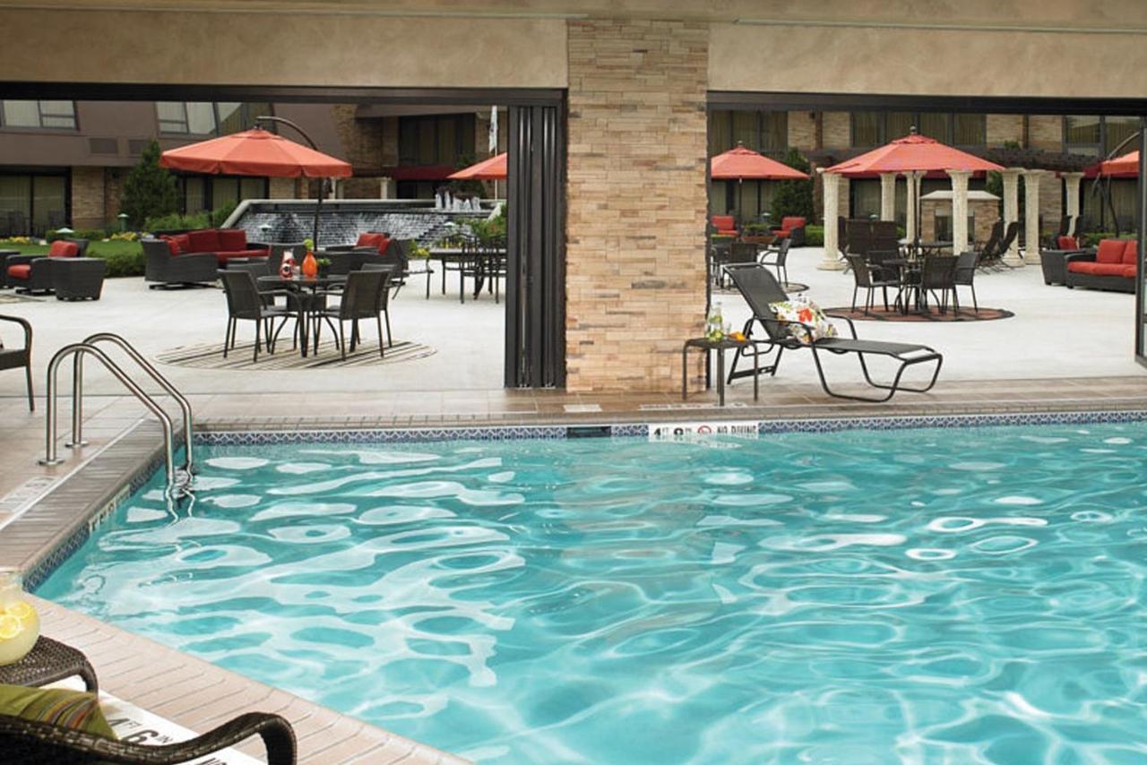 Indianapolis Marriott East Hotel Exterior photo