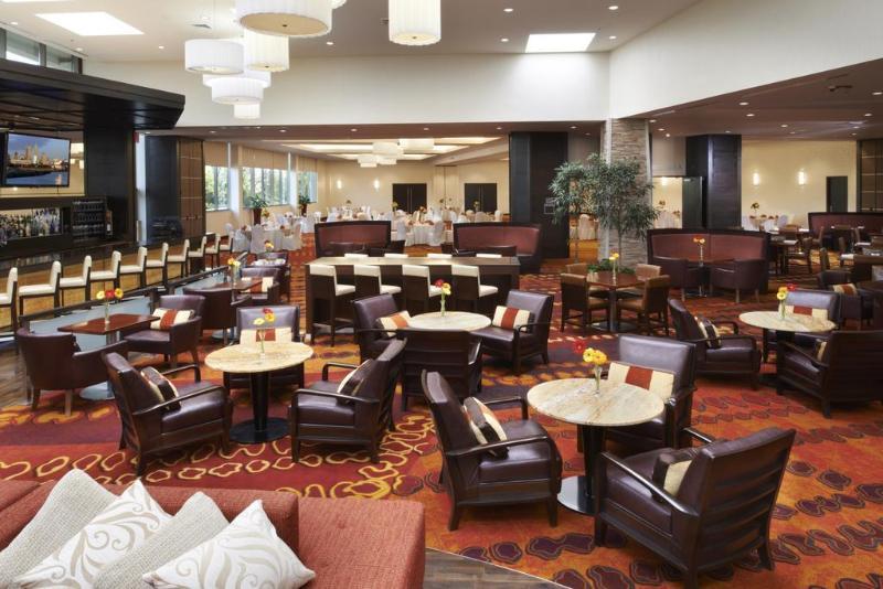 Indianapolis Marriott East Hotel Exterior photo